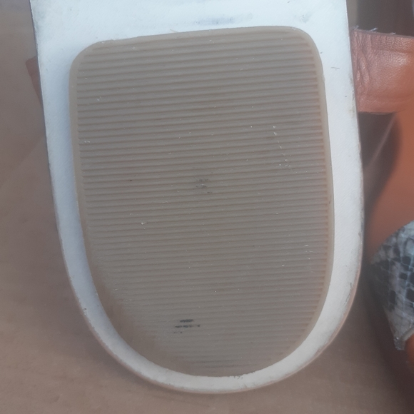 LeatherSandal COLE HAAN Barra Snake embossed LEATHER Minimalist Greek Sandal 9 - Picture 9 of 9